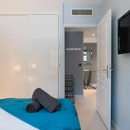2-br With Terrace & Swimming Pool Cannes